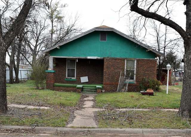 Property at 415 W 12th St, Coleman, TX 76834, 2 beds, 1 bath