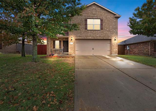Property at 138 Buffalo Ridge Dr, Newark, TX 76071, 3 beds, 2.5 baths