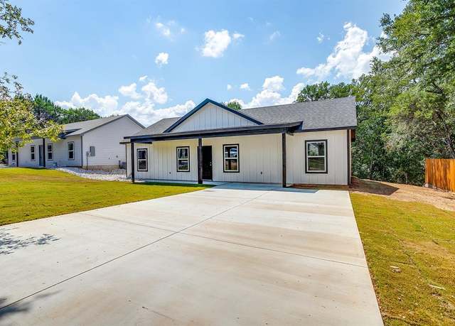 Property at 9316 Apache Trl, Rio Vista, TX 76093, 3 beds, 2 baths