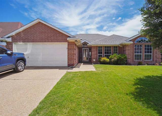 Property at 4125 Brookway Dr, Fort Worth, TX 76123, 3 beds, 2 baths