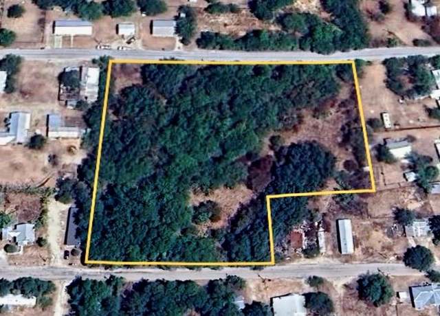 Property at 1407 W Maple, Goldthwaite, TX 76844