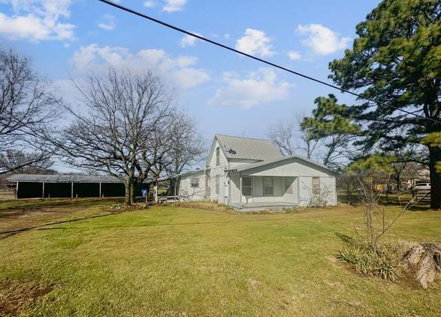 Property at 13023 Big Indian Rd, Callisburg, TX 76240, 2 beds, 1.5 baths