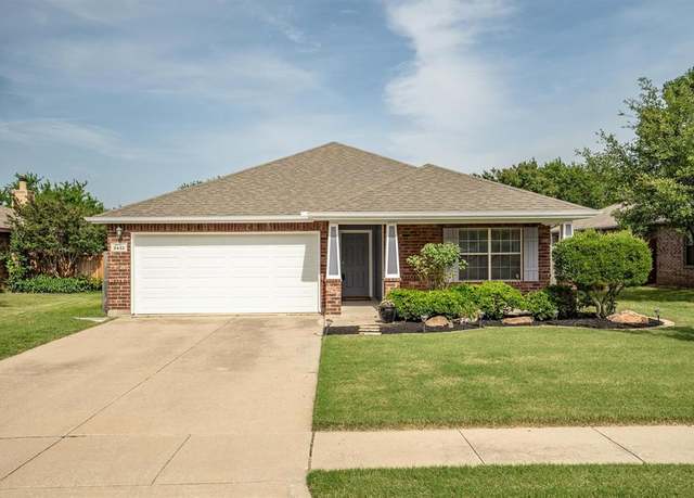Property at 3432 Beatriz Dr, Denton, TX 76207, 3 beds, 2 baths