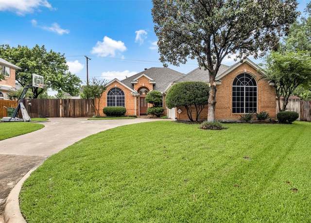 Property at 11 Enchanted Ct, Mansfield, TX 76063, 4 beds, 2 baths