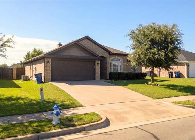 Property at 944 Thistle Meade, Burleson, TX 76028, 4 beds, 2 baths