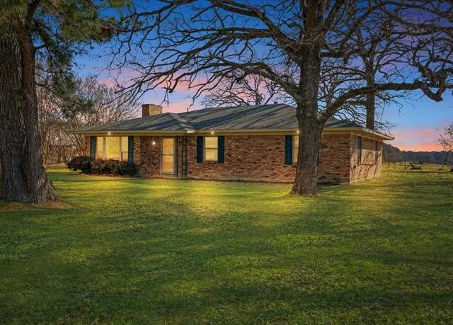 Property at 253 Vernon, Cartwright, OK 74731, 3 beds, 1.5 baths