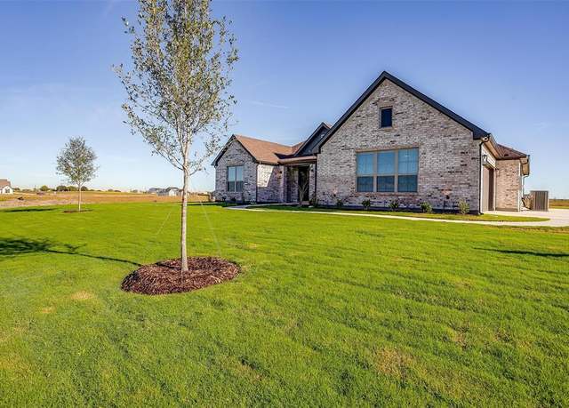 Property at 10640 Winter Wheat Ln, Venus, TX 76084, 3 beds, 3 baths