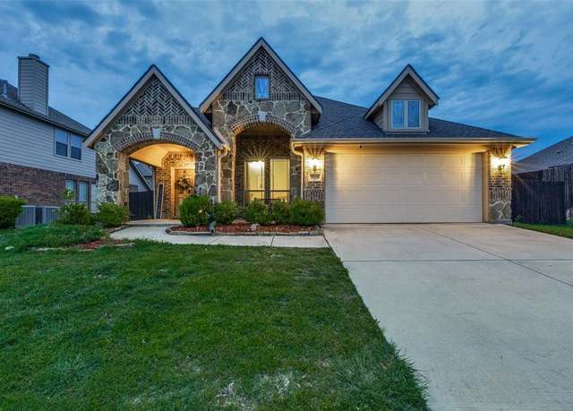 Property at 9328 Amistad Ln, Denton, TX 76226, 4 beds, 2 baths