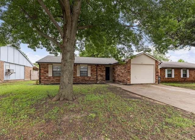 Property at 520 Hawthorne Dr, Allen, TX 75002, 3 beds, 2 baths
