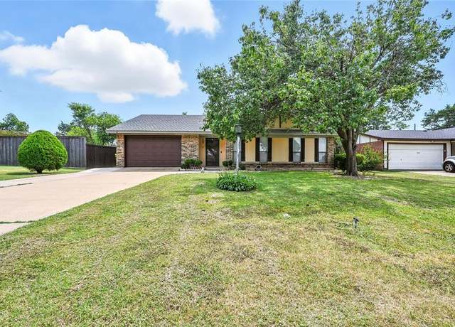 Property at 719 Green Pastures Dr, Cedar Hill, TX 75104, 3 beds, 2 baths