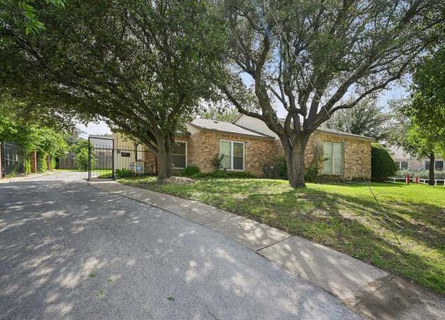 Property at 8609 N Normandale St, Fort Worth, TX 76116, 2 beds, 1.5 baths