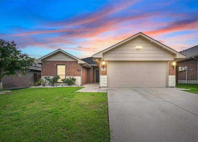 Property at 14235 Greenhaw Ln, Dallas, TX 75253, 4 beds, 2 baths