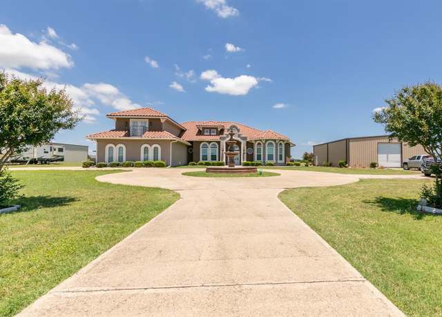 Property at 437 Mcalpin Rd, Midlothian, TX 76065, 5 beds, 4.5 baths