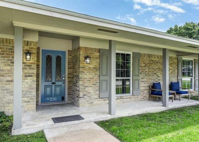 Property at 216 Northwood Dr, Mckinney, TX 75071, 3 beds, 2 baths