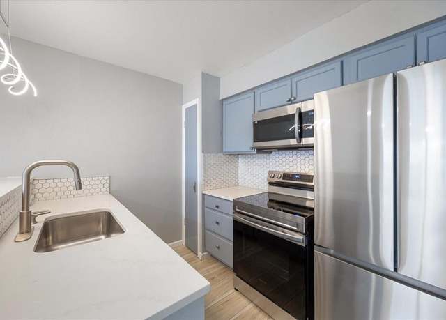 Property at 4837 Cedar Springs Rd #321, Dallas, TX 75219, 1 bed, 1 bath