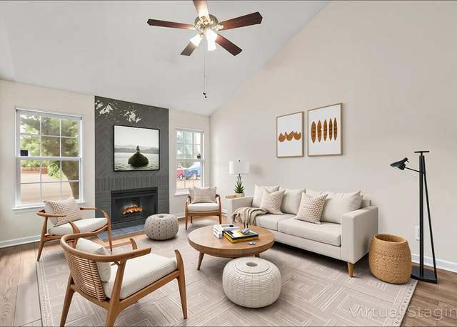 Property at 2210 Nantucket Village Cir, Dallas, TX 75227, 3 beds, 1.5 baths