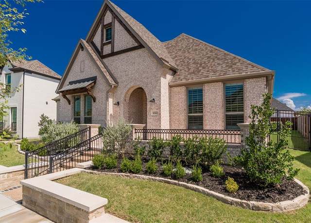 Property at 1323 English Setter Dr, Arlington, TX 76005, 4 beds, 3.5 baths