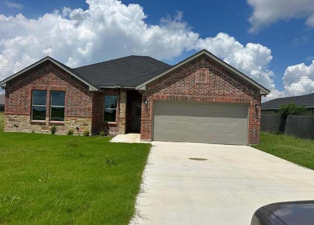 Property at 905 Harbor Point Rd, Gun Barrel City, TX 75156, 4 beds, 2 baths