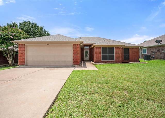 Property at 1807 Cozumel Dr, Mansfield, TX 76063, 3 beds, 2 baths