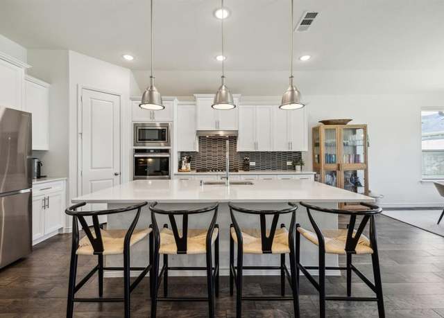 Property at 2812 Quill Ln, Northlake, TX 76247, 3 beds, 2.5 baths