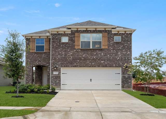 Property at 1660 Edgeway Dr, Aubrey, TX 76227, 4 beds, 3.5 baths