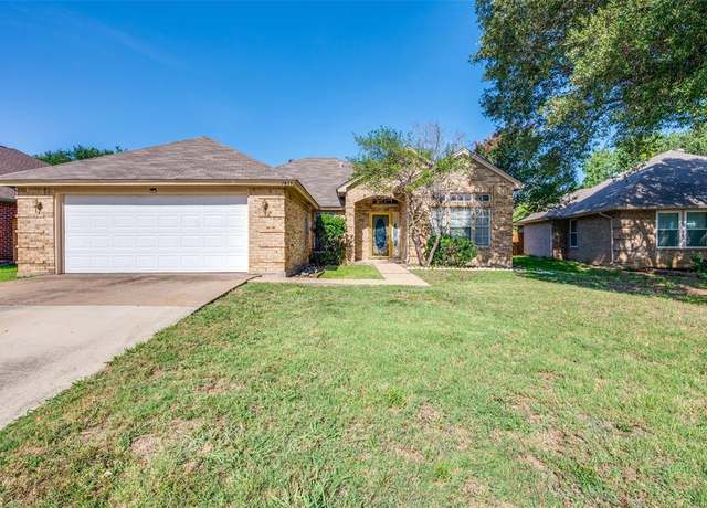 Property at 7413 Emerywood Ln, Fort Worth, TX 76137, 4 beds, 2 baths