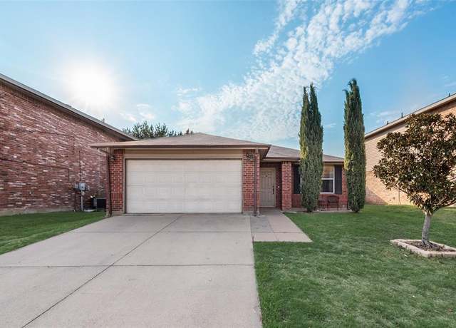 Property at 5153 Gold Basin Rd, Fort Worth, TX 76179, 3 beds, 2 baths