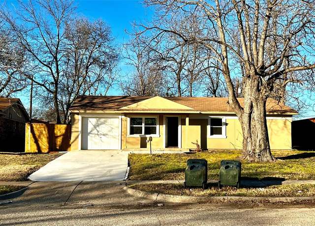 Property at 717 Pleasant Valley Rd, Garland, TX 75040, 4 beds, 2 baths