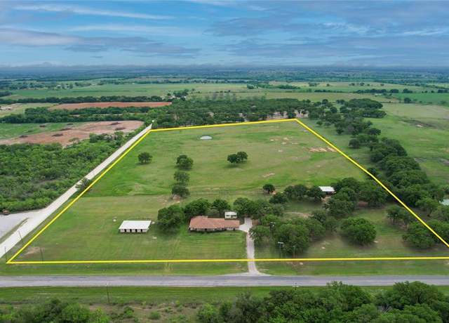 Property at 921 Hwy 2247, Comanche, TX 76442, 4 beds, 3 baths