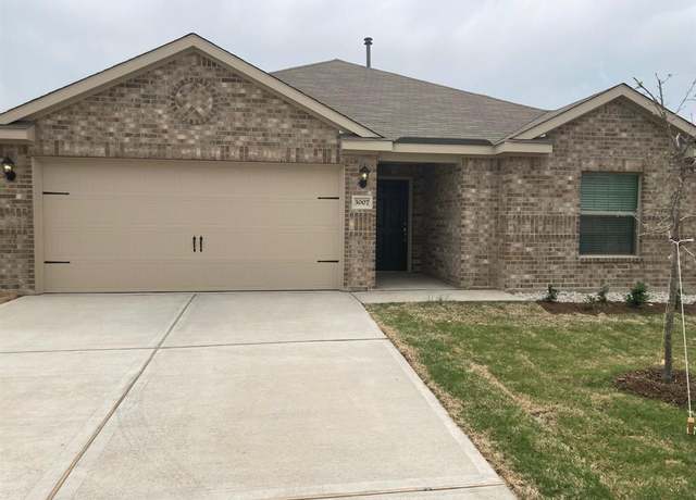 Property at 3007 Boran Dr, Forney, TX 75126, 3 beds, 2 baths