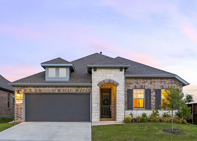 Property at 2102 Clear Water Way, Royse City, TX 75189, 4 beds, 3 baths
