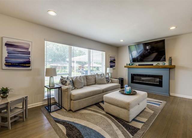 Property at 2633 Materhorn Dr, Dallas, TX 75228, 4 beds, 2.5 baths
