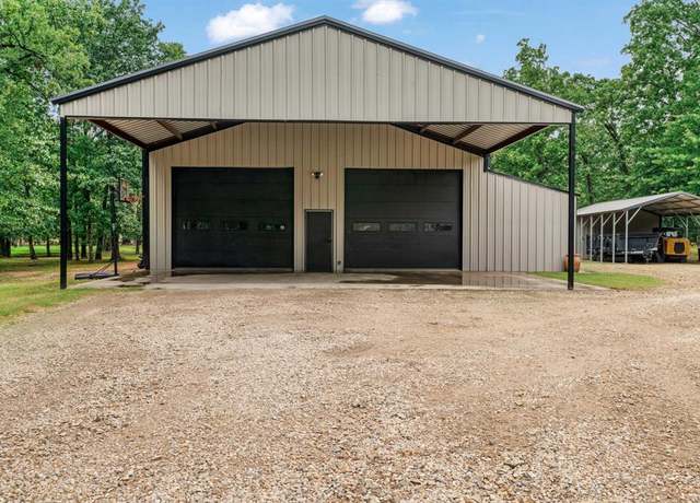 Property at 337 County Road 42560, Paris, TX 75462, 2 beds, 2 baths