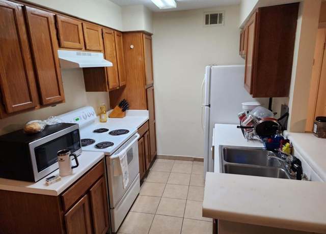 Property at 3624 Parkridge Dr #213, Dallas, TX 75234, 1 bed, 1 bath