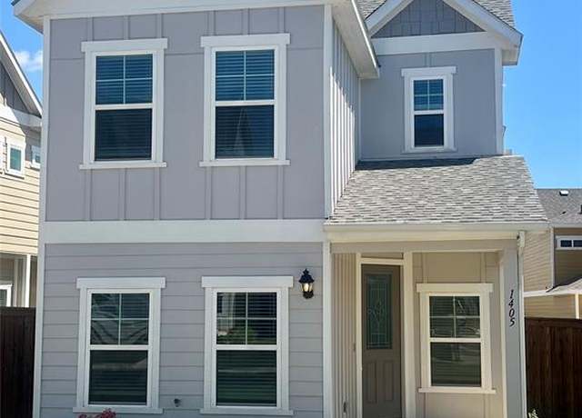 Property at 1405 Apricot Ln, Gainesville, TX 76240, 3 beds, 2.5 baths