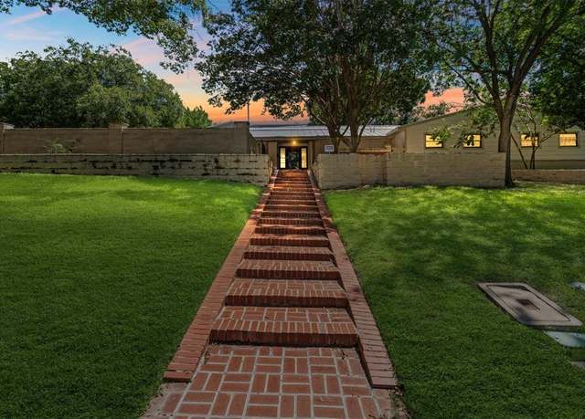 Property at 6457 Hilldale Rd, Fort Worth, TX 76116, 4 beds, 3.5 baths