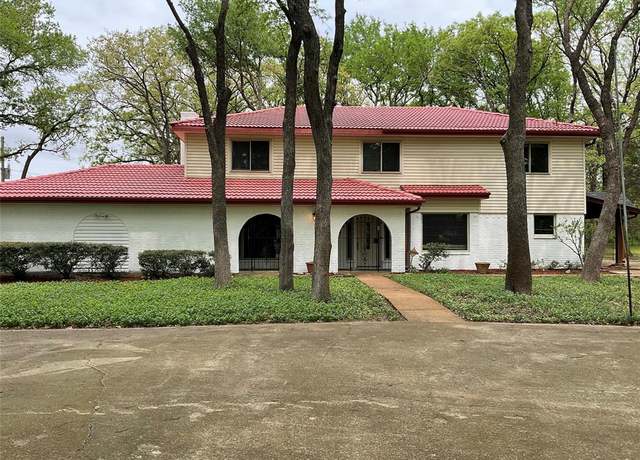 Property at 756 Moore Rd, Mansfield, TX 76063, 3 beds, 3 baths