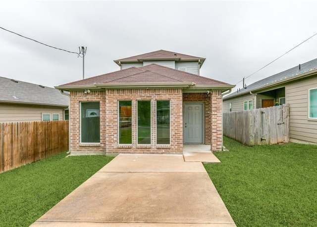 Property at 2726 Camel Ct, Dallas, TX 75241, 3 beds, 2 baths