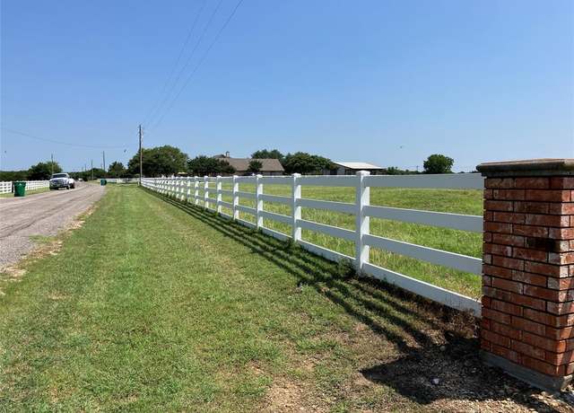 Property at 1725 Highland Dr, Whitney, TX 76692