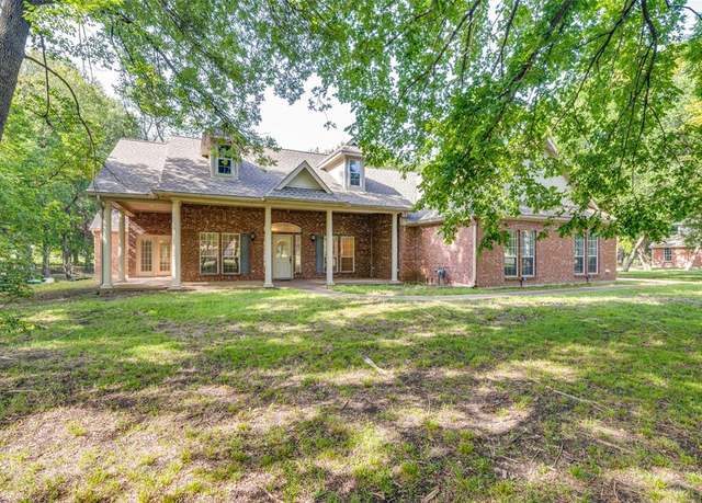 Property at 9753 Sunset Dr, Lavon, TX 75166, 3 beds, 2 baths