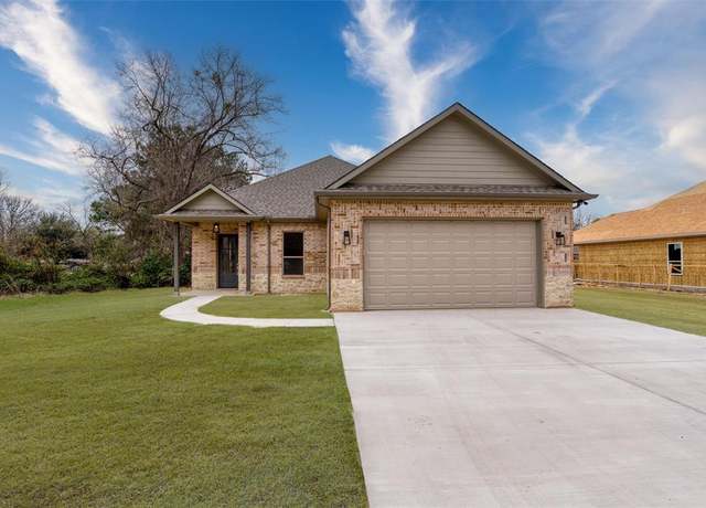 Property at 106 Deep Cove Dr, Trinidad, TX 75163, 4 beds, 2 baths
