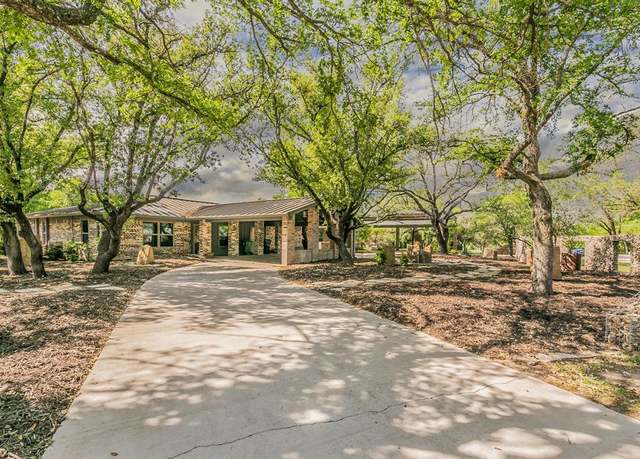 Property at 712 Squaw Creek Rd, Willow Park, TX 76087, 3 beds, 3.5 baths