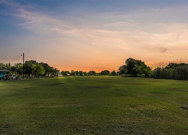 Property at 1500 South Dr, Venus, TX 76084