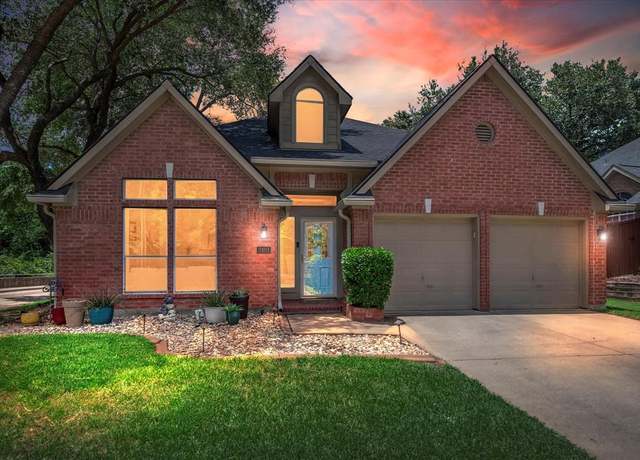 Property at 3401 Laurel Ln, Plano, TX 75074, 3 beds, 2 baths