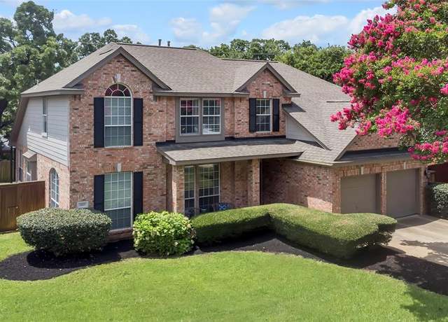 Property at 2807 Stonehurst Dr, Grapevine, TX 76051, 4 beds, 2.5 baths