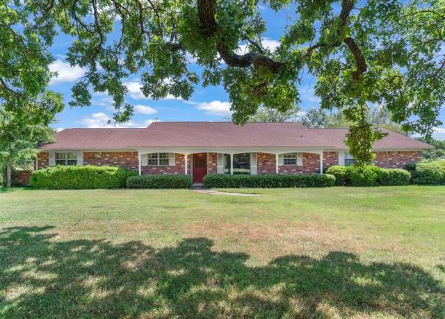 Property at 600 Vz County Road 3528, Wills Point, TX 75169, 3 beds, 2.5 baths