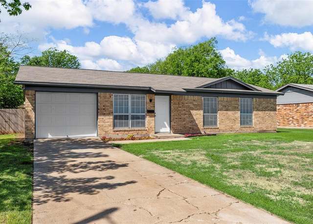 Property at 520 N Main, Mcgregor, TX 76657, 3 beds, 1 bath