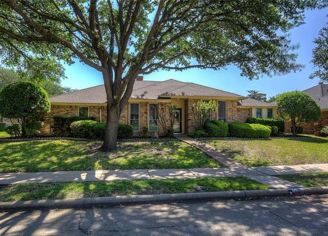 Property at 1406 Camelot Ln, Rowlett, TX 75088, 3 beds, 2.5 baths