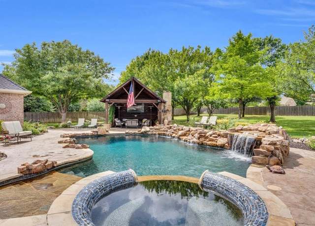 Property at 1857 Plum Creek Dr, Midlothian, TX 76065, 4 beds, 3.5 baths