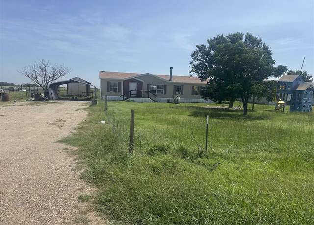 Property at 9314 Diamond Ave, Kaufman, TX 75142, 3 beds, 2 baths